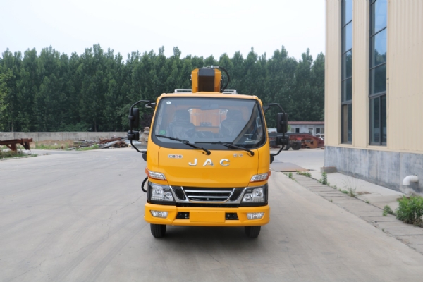 GK30高空作业车（江淮底盘）